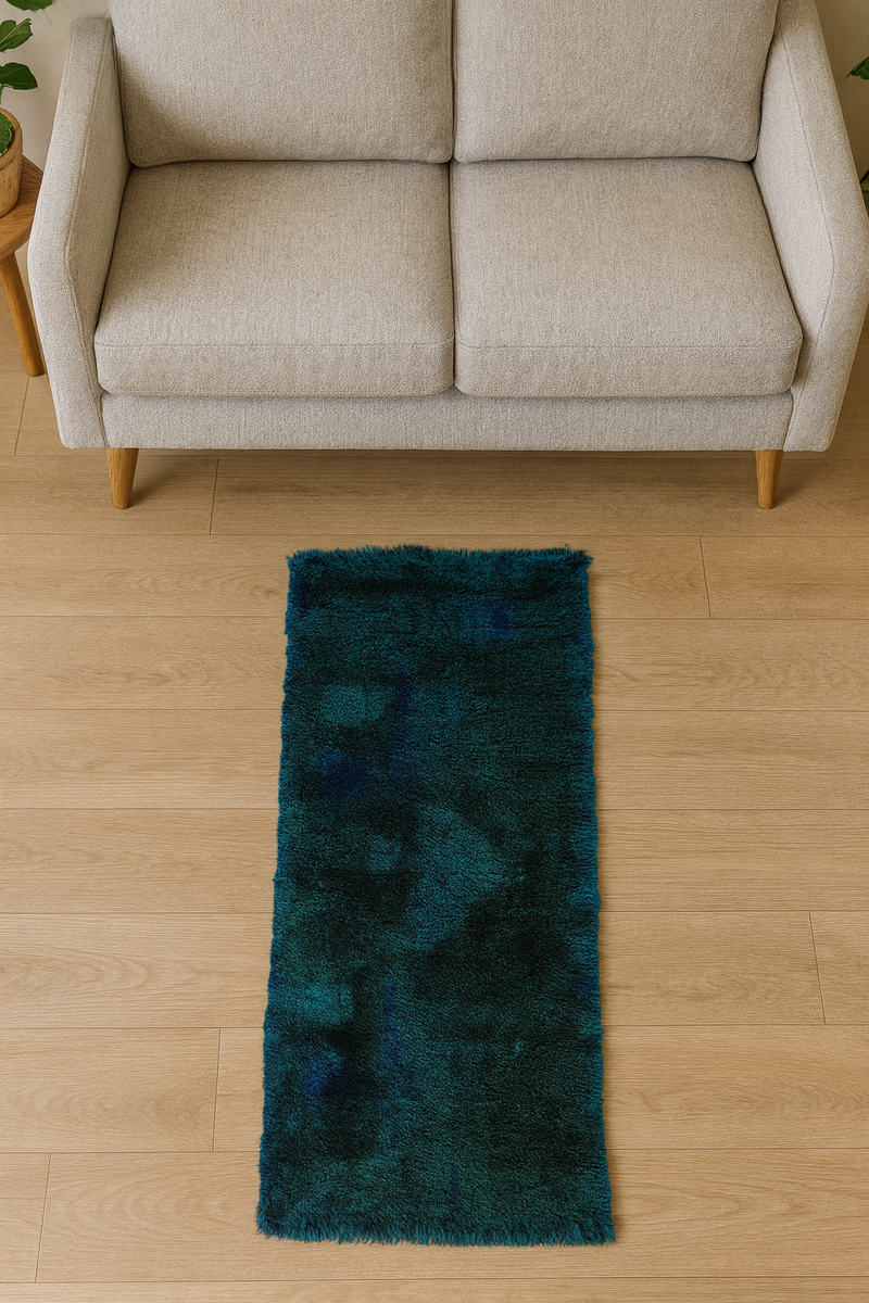 Todd <br> (2'11" x 3'4")