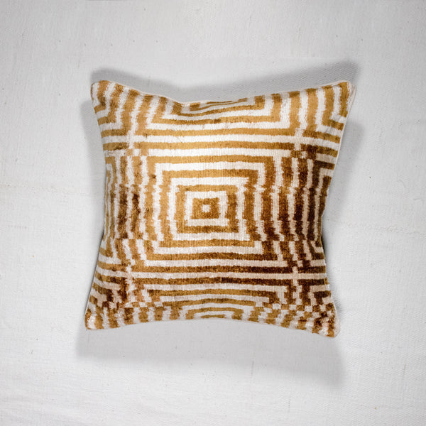 Labyrinth <br> (16x16 )