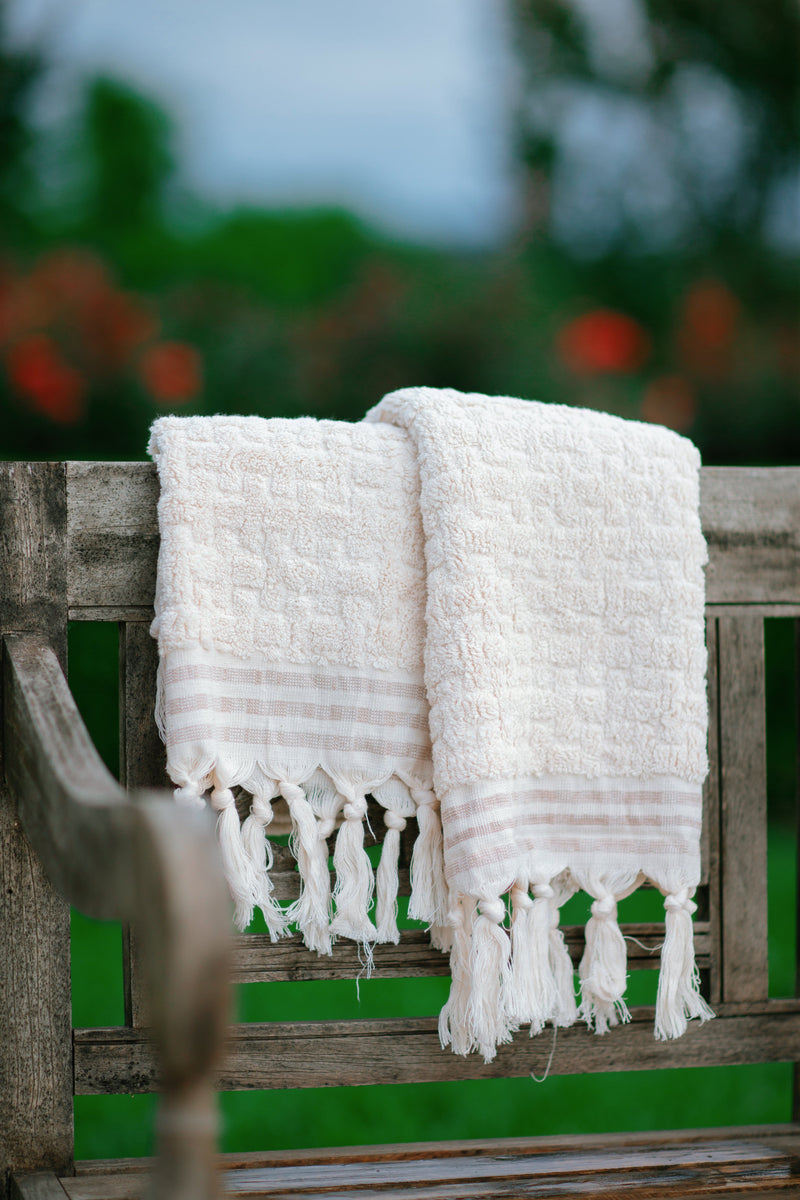 Kuna <br> Towel Set