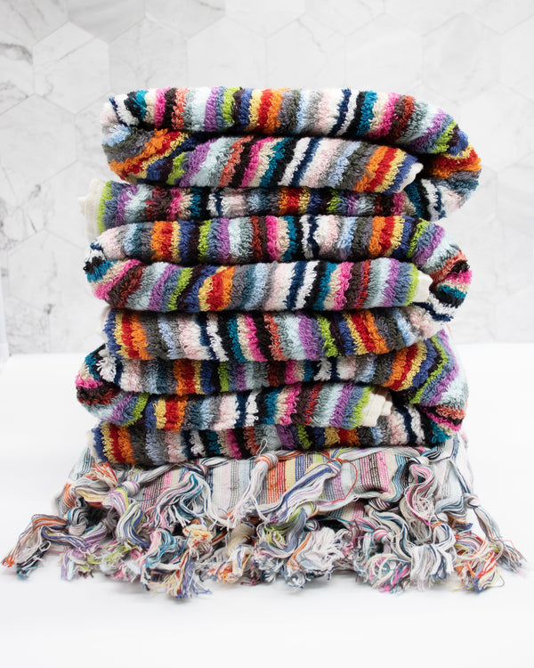 Rangeen <br> Bath Towel