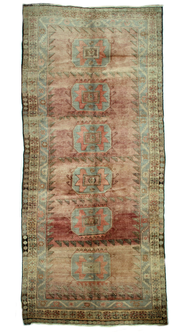 Olin <br>(5'3" x 10'4")